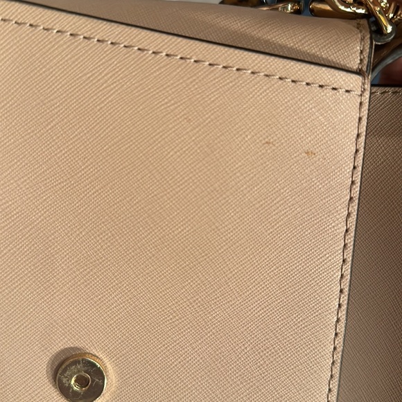 Michael Kors cross body - Picture 14 of 15